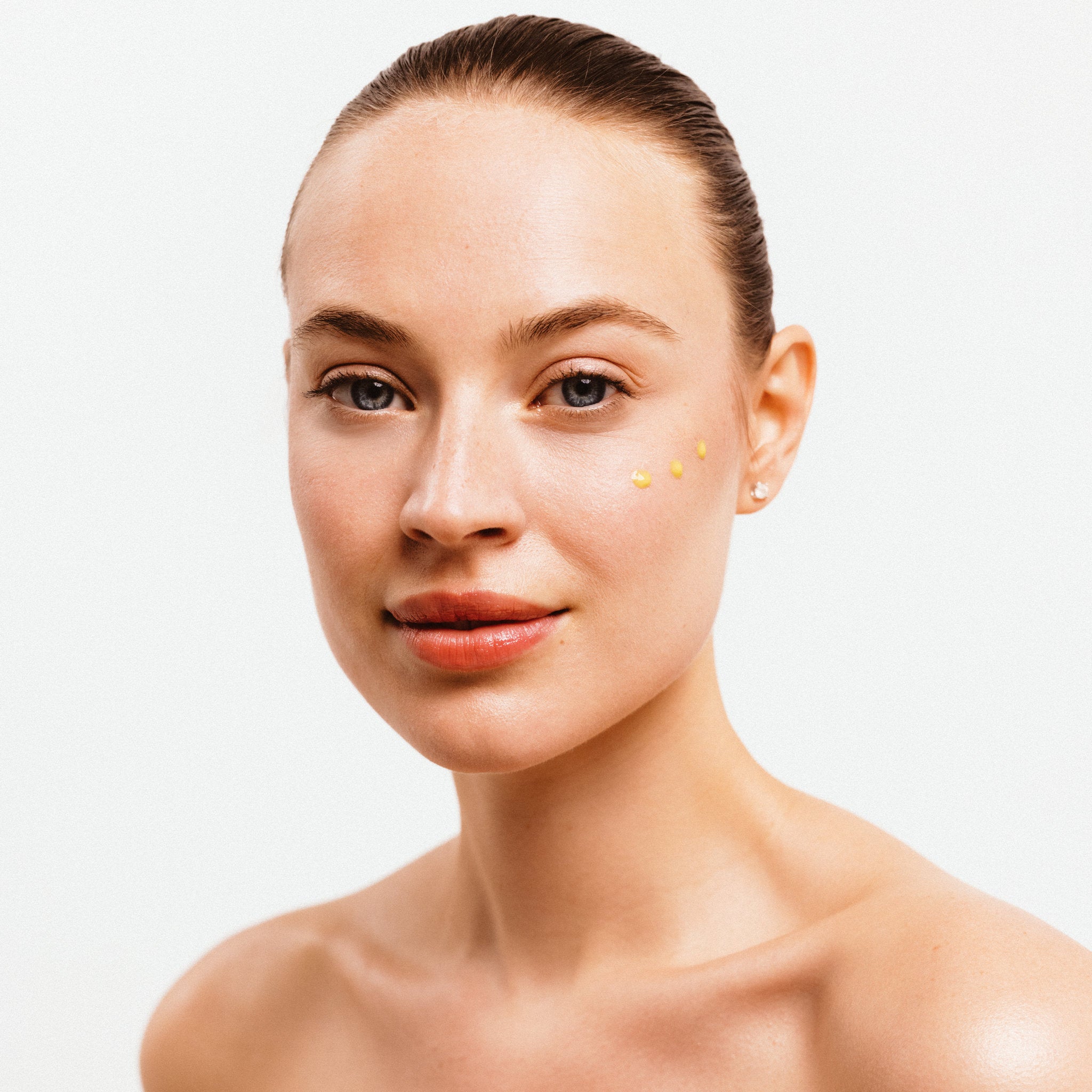 TeDerm RetinA Boost applied to face – serum application